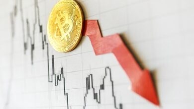 Photo of Pre-Halving Jitters: Bitcoin Price Briefly Slips Below $60,000